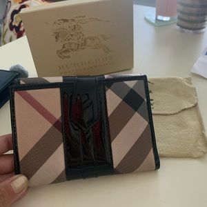 Burberry wallet